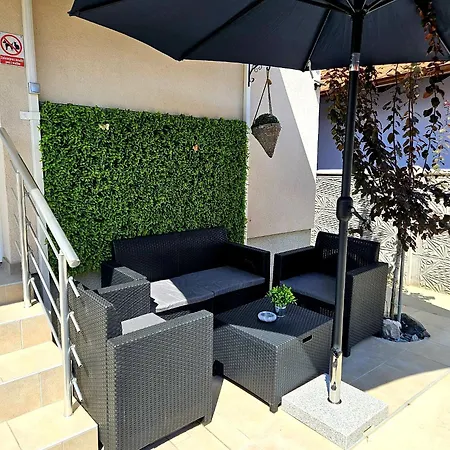 Apartment Tiha Voda 1 *